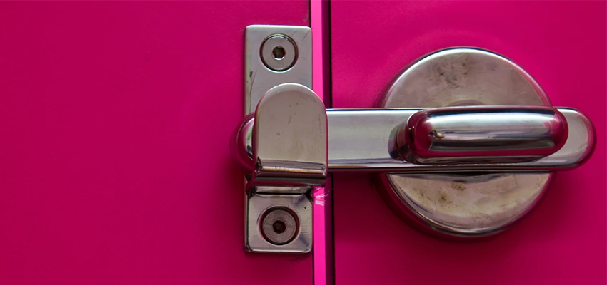 Childproof Gate Lock in Saranap, California